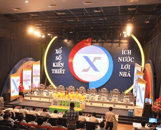 Người chơi theo dõi quay thưởng XSMB trực tiếp