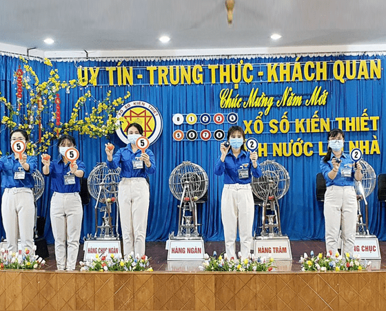 Bạn có thể đến công ty XSKT để xem trực tiếp quay KQXSMT